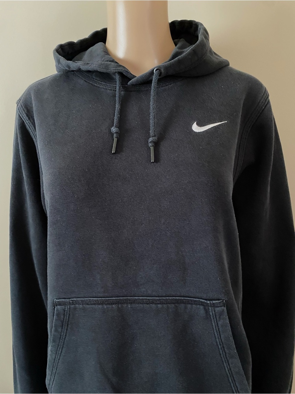 Nike Swoosh embroidered black hoodie - Men's small